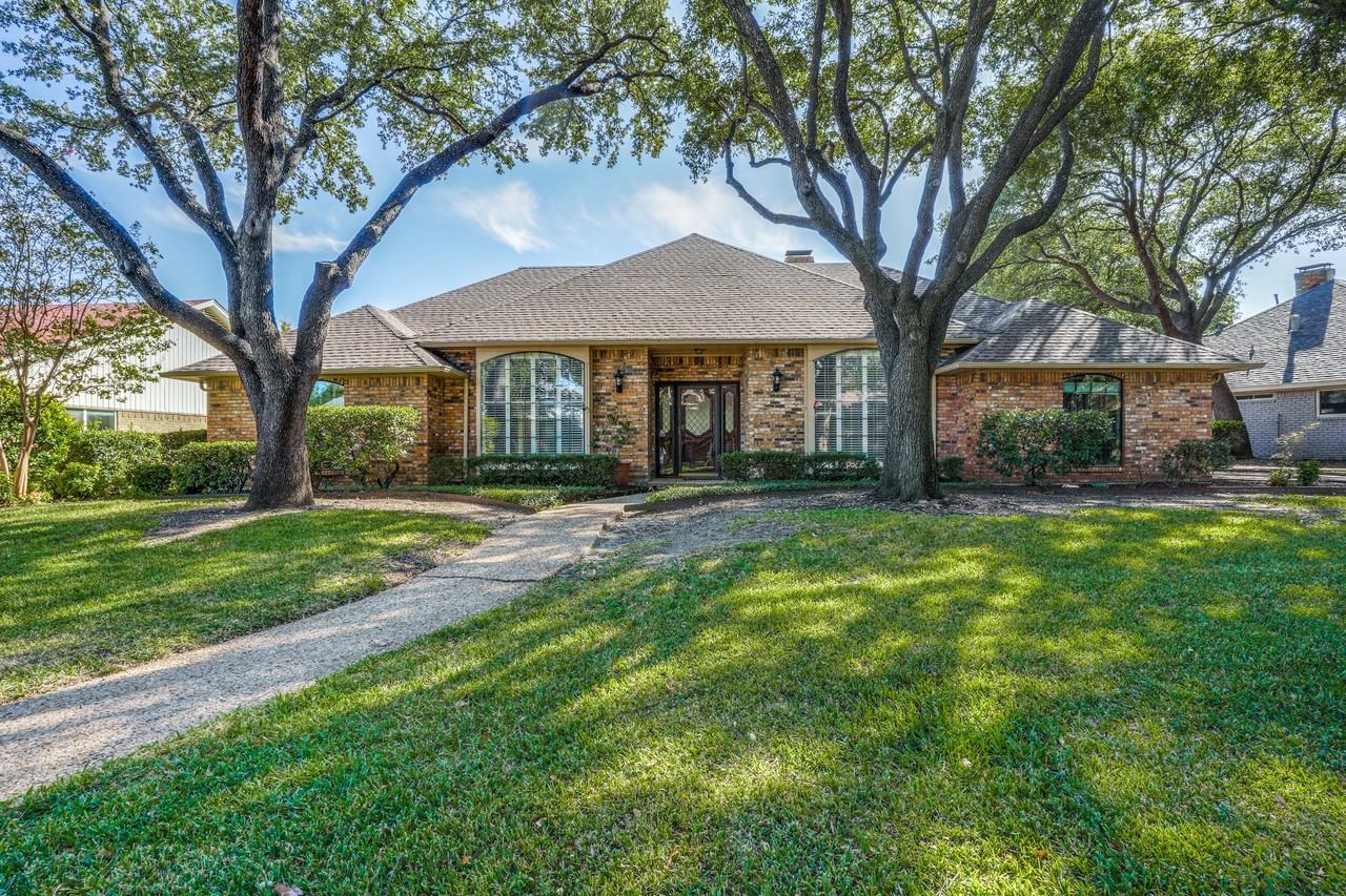 4406 Cobblers Ln - Photo 3 of 26