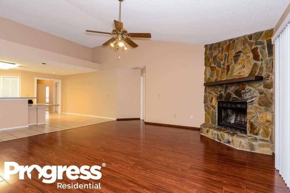 18306 Cypress Stand Cir - Photo 2 of 16