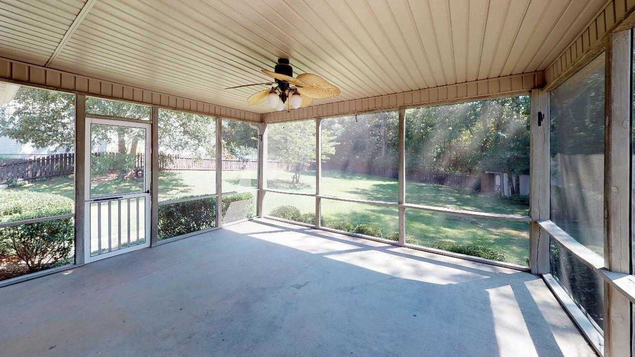 100 Judges Ln - Photo 3 of 10