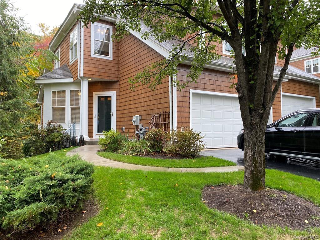 1 Wyldwood Dr - Photo 2 of 30