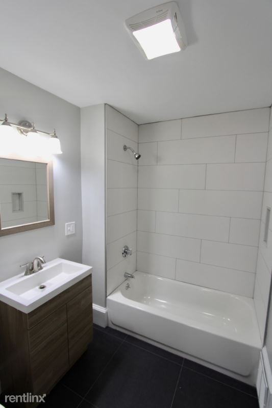 36 36 Russell St 1 - Photo 3 of 9
