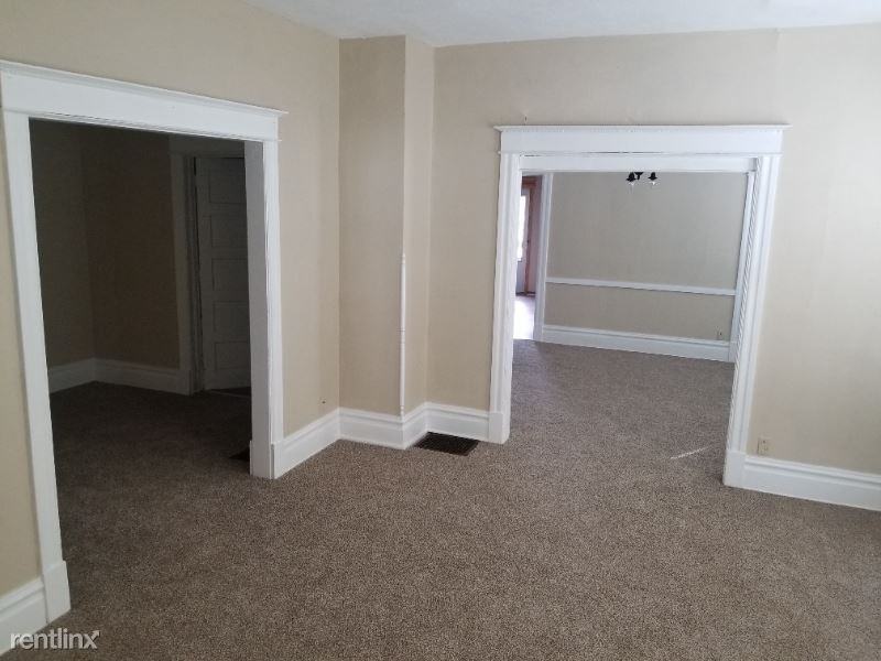 1421 1421 5th Avenue 1 - Photo 2 of 13