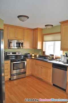 1375 Willow Trail - Photo 2 of 14