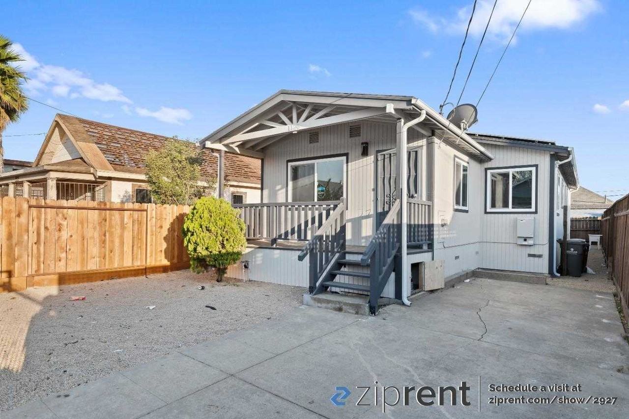 1120 70th Ave - Photo 3 of 20