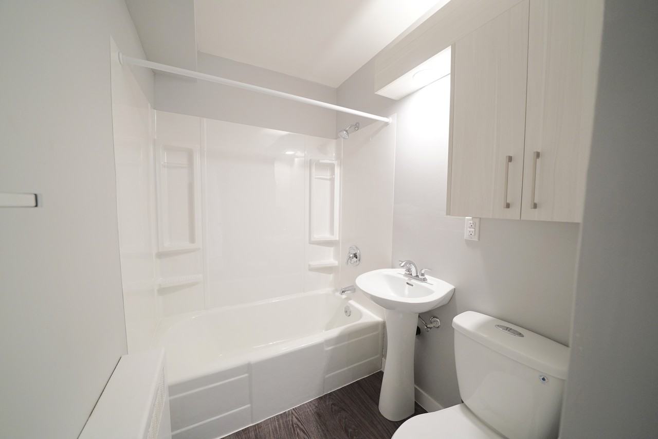 227 Ferndale Avenue #7 - Photo 3 of 22