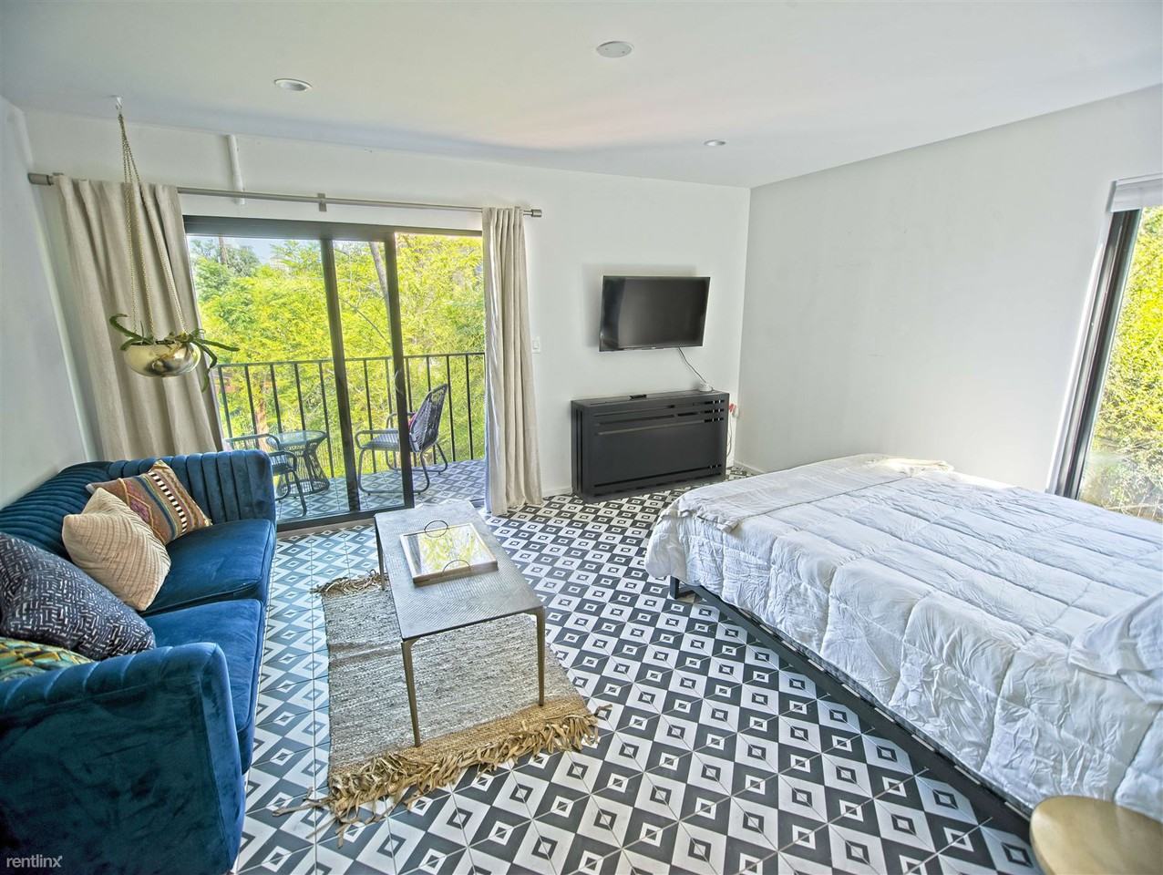 La Duena - Photo 2 of 16