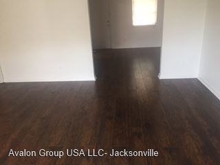 6710 Buttontree Ct - Photo 3 of 34