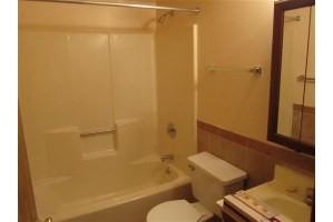 Elmdale - Photo 3 of 8