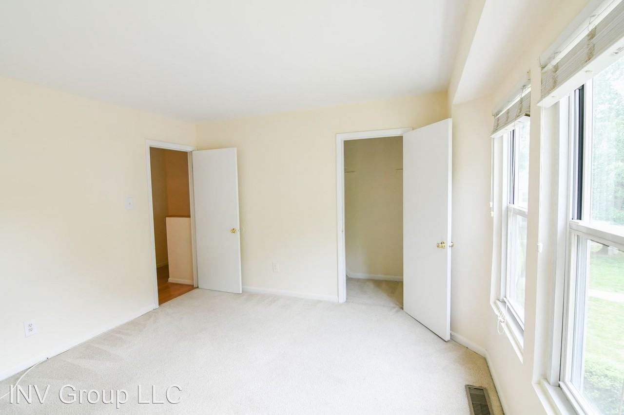 Hollymead Square - Photo 3 of 7