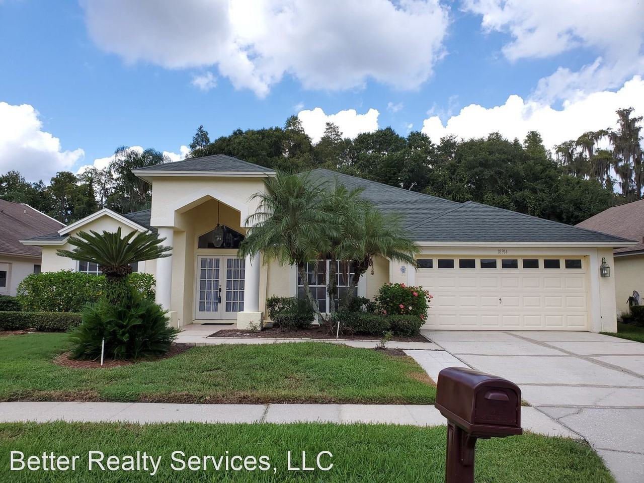 18914 Fairwood Ct - Photo 2 of 48