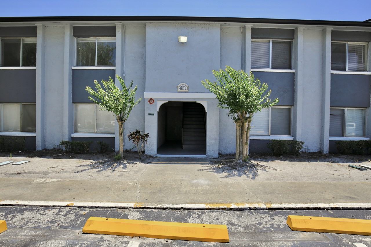4811 S Texas Ave #4811B - Photo 7 of 29