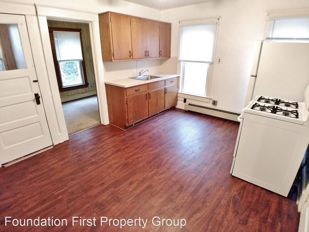 556 Baer Avenue - Photo 2 of 7