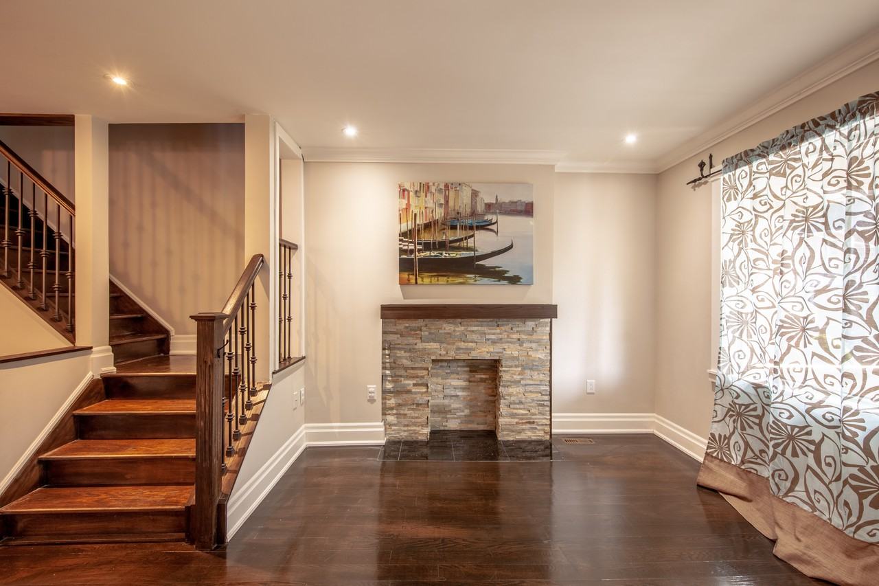 16 Glen Gordon Rd - Photo 2 of 18