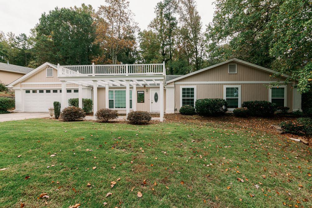 3105 Brookview Dr - Photo 3 of 38