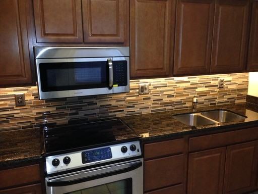 1023 NW 30th Ave - Photo 2 of 9