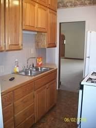 302 E 6th St - Photo 3 of 8