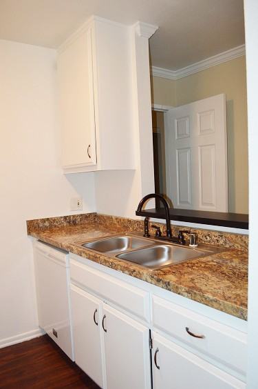 Hillside Village Apartments - Photo 7 of 45