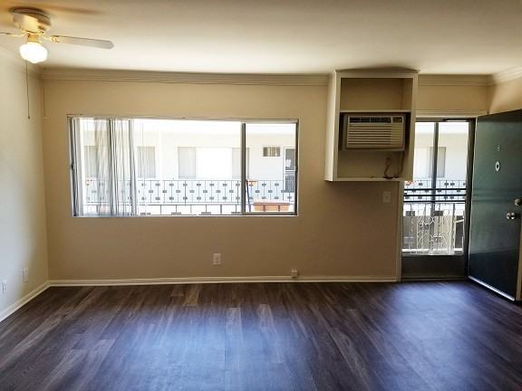 Oak Knoll Apartments - Photo 5 of 28