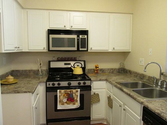 The Oaks Apartments - Photo 2 of 38