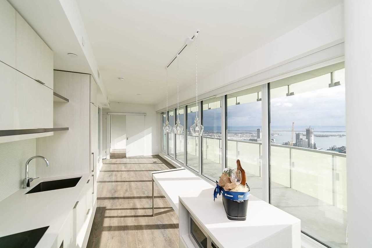 197 Yonge Street #3009
