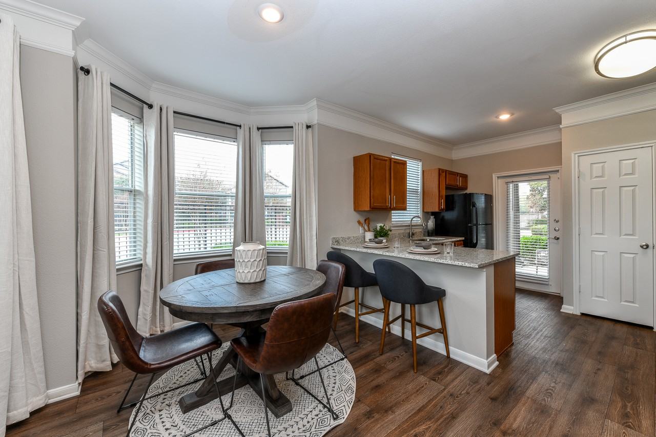 Artesian on Westheimer - Photo 3 of 63