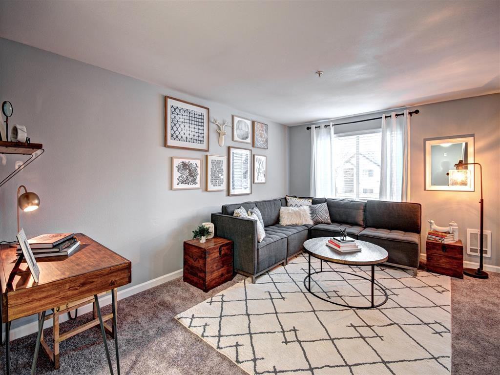 Deer Creek Apartments - Photo 4 of 40