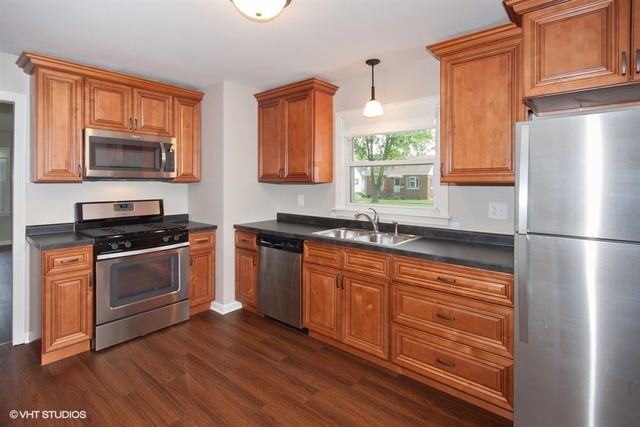 1457 S 5th Ave - Photo 2 of 12