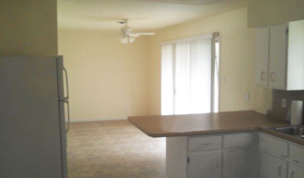 1517 Stafford Dr - Photo 2 of 6