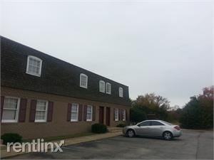 Brentwood Apartments - Photo 2 of 8