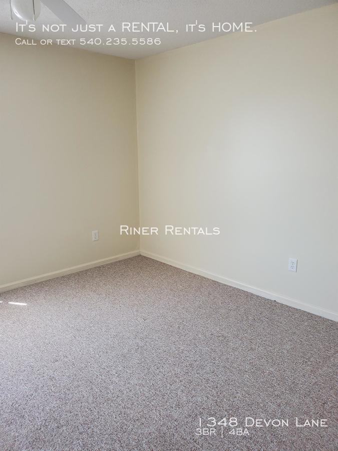 1348 Devon Ln - Photo 3 of 11