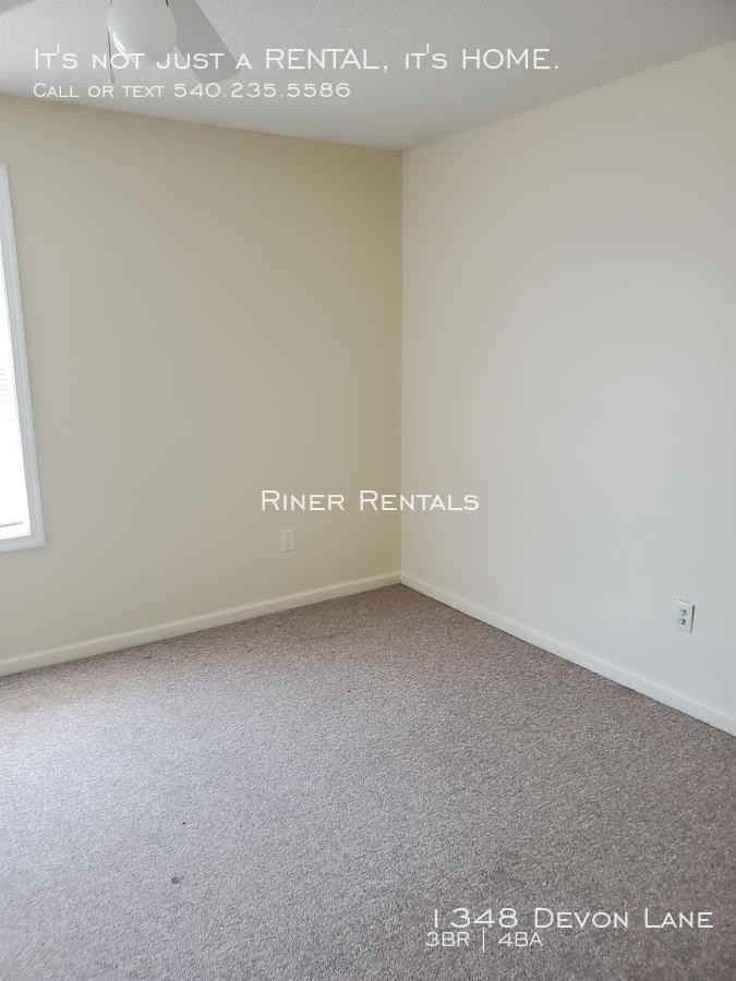 1348 Devon Ln - Photo 6 of 11