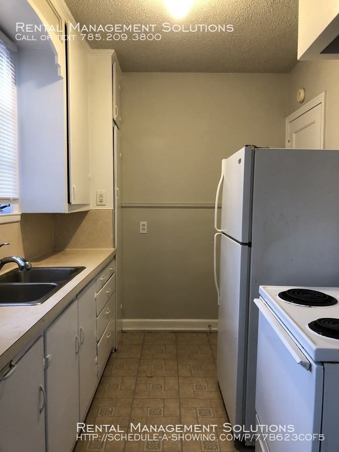 2601 Se Maryland Ave - Photo 2 of 9