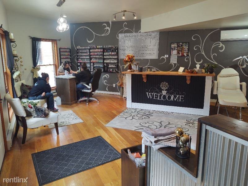 217 Main St - Photo 2 of 9