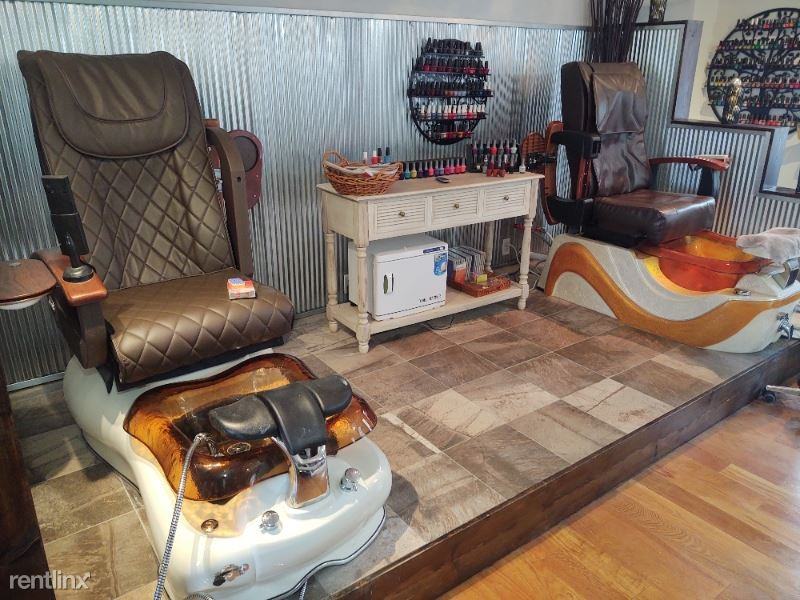 217 Main St - Photo 3 of 9