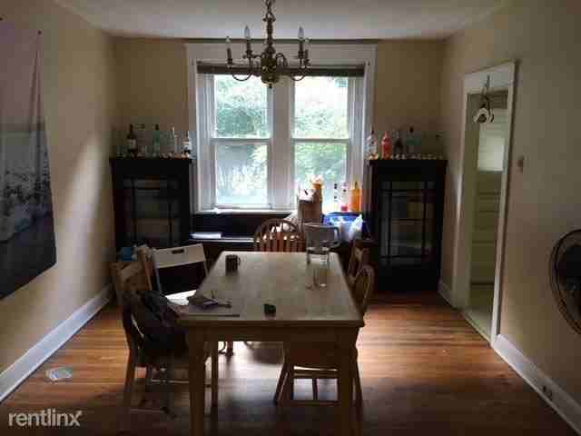 5214 Beeler St - Photo 2 of 9