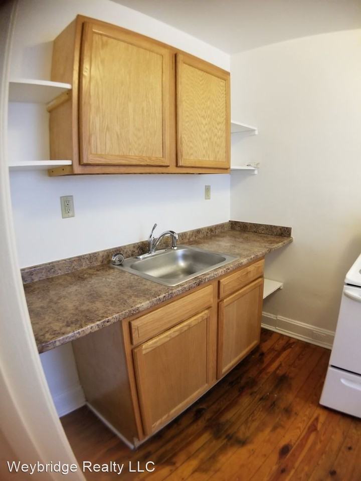 825 William Howard Taft Road - Photo 2 of 6