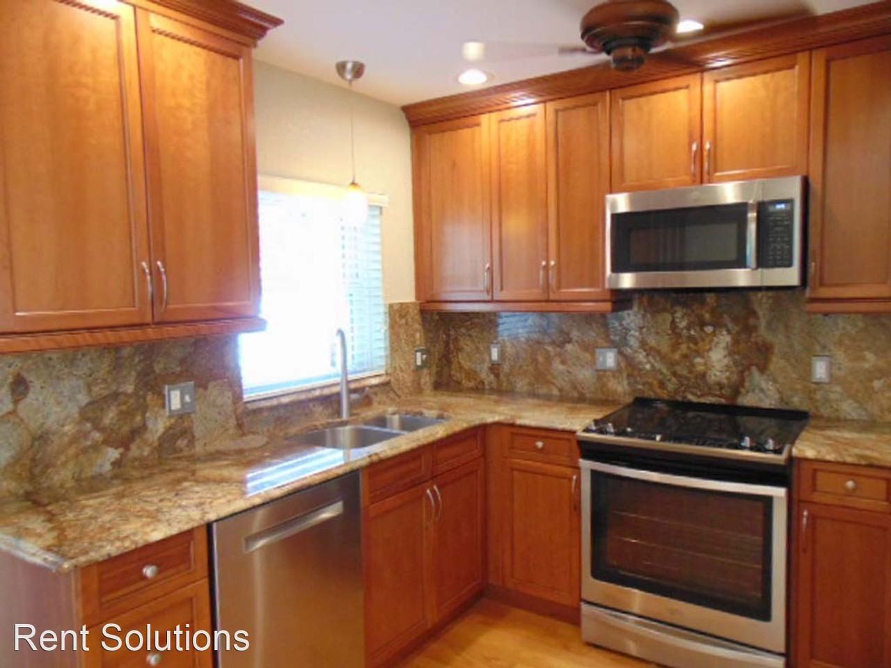 210 Catalan Blvd Ne - Photo 3 of 16