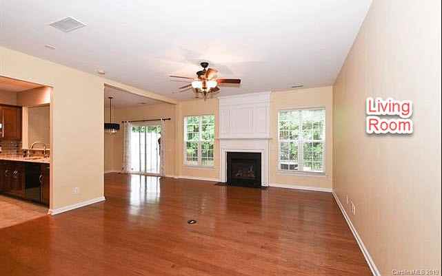 10120 Blakeney Preserve Dr - Photo 3 of 21