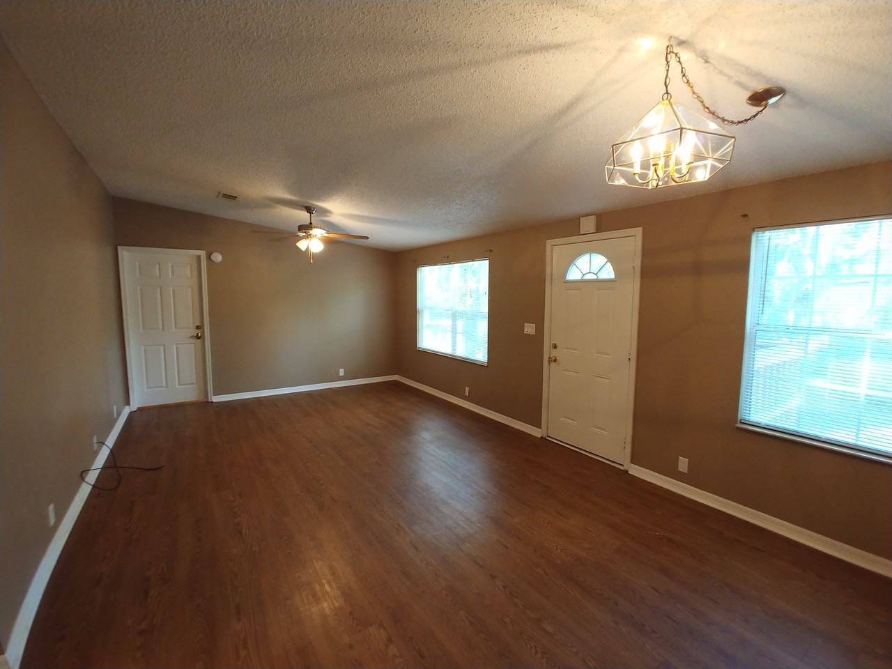 6288 W Moss Ln - Photo 5 of 19