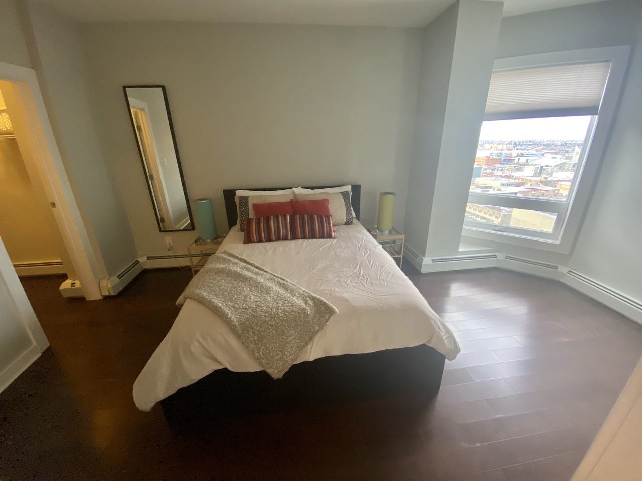 10150 104 St Nw - Photo 3 of 17