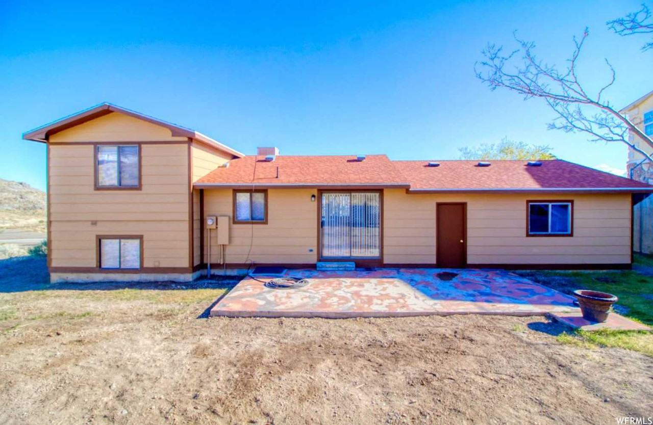 622 Aria Blvd - Photo 2 of 7