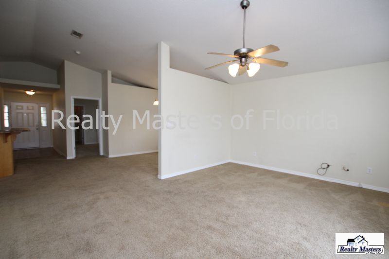 6531 Tampa Dr - Photo 3 of 21