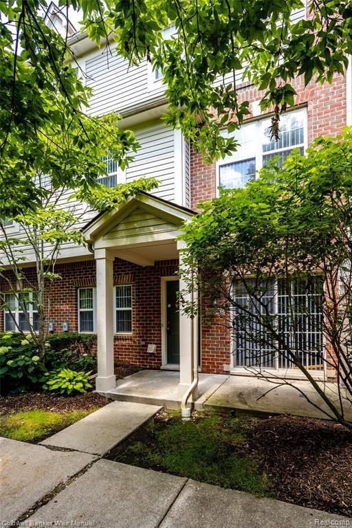 39660 Rockcrest Ln - Photo 2 of 35