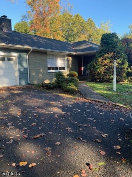 65 High Point Dr - Photo 3 of 21