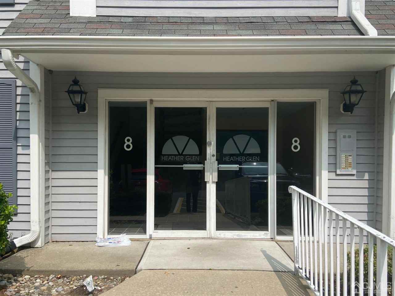 801 Meadow Ct - Photo 2 of 28