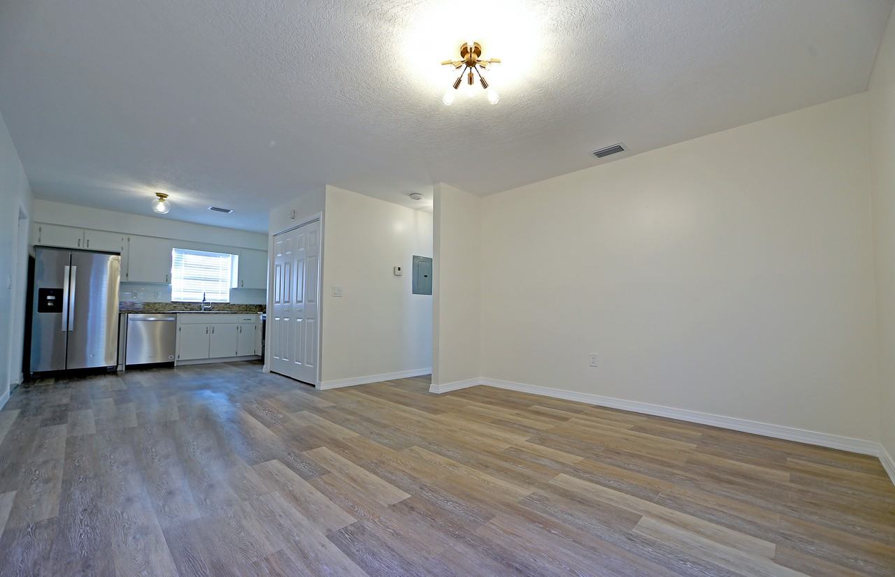 3810 W Cleveland St Unit A - Photo 3 of 6