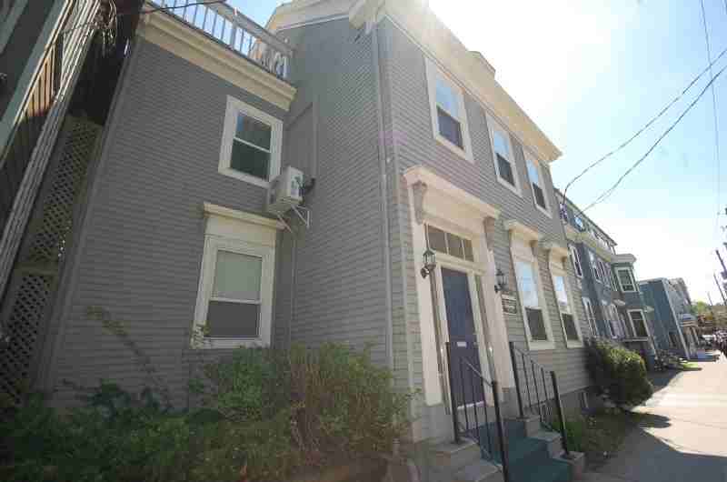 Spring Garden - 5954 - Photo 2 of 5