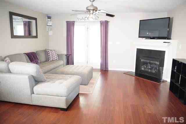 5750 Osprey Cove Dr - Photo 2 of 10