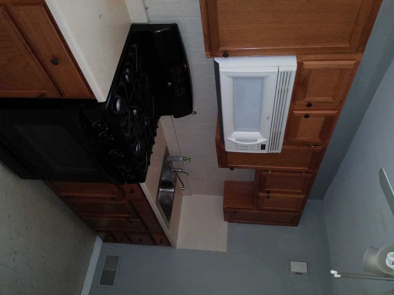 1009 Clayton Rd - Photo 2 of 12