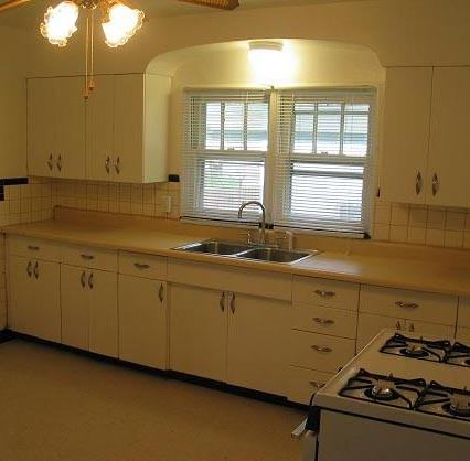 1188 Hilltop Ave - Photo 2 of 4